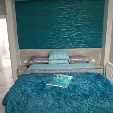 Lagoon Apartment *